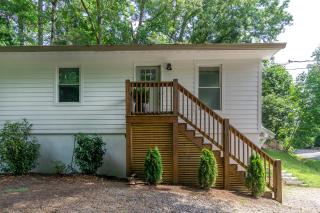 Cottontail Cottage Pet-friendly, Fire Pit & 10 Min. to Downtown AVL! - Asheville - 2