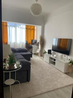 Cozy bedroom in shared apartment - Amadora - 4