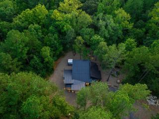 NEW Designer Dream Home - Top Rated with Hot Tub - 7