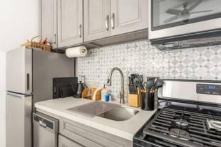 THE SWING STUDIO Manhattan Beach Studio Parking - 4