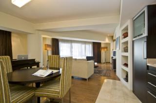 Radisson Blu Hotel Bucharest - Boekarest - 3