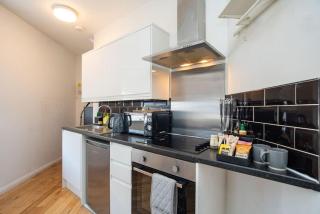 Watford Central Serviced Apartments 2 - Watford - 1