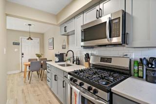 2BR Midway Getaway! l 20 min to downtown Chicago - Stickney - 8