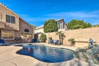 Swim-Putt-Play! 5-BR Family Wonderland w/ Parking - Phoenix - 5