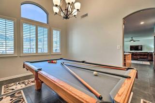 Swim-Putt-Play! 5-BR Family Wonderland w/ Parking - Phoenix - 4