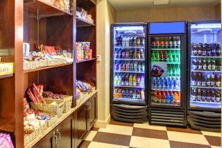 Hampton Inn and Suites Coconut Creek - 2