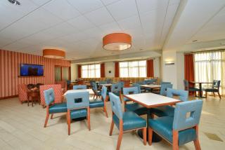 Hampton Inn Farmville - 7