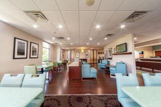 Hampton Inn Front Royal - Front Royal - 4