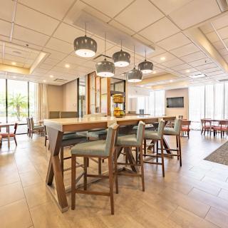 Hampton Inn Gainesville - Gainesville - 6