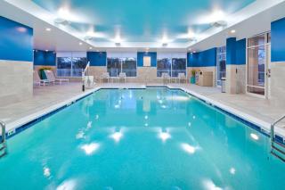 Hampton Inn Cape Cod Canal - Buzzards Bay - 2