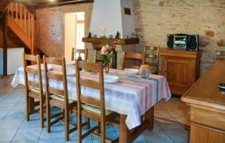 Cozy Home In Montignac With Kitchenette - 6