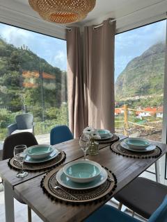 The Green Valley House - São Vicente - 3