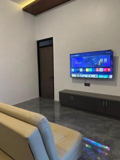 Bwalk Hotel & Villa Malang - 1