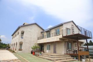 Sanbangsan Hot Spring Pension - Seogwipo - 7