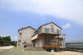Sanbangsan Hot Spring Pension - Seogwipo - 0