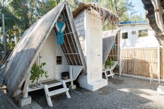 Costas De Liwa Bar & Beach Resort - 8