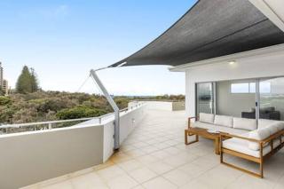 Point Cartwright Penthouse - Ocean River Views - Buddina - 8