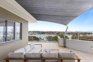 Point Cartwright Penthouse - Ocean River Views - Buddina - 7