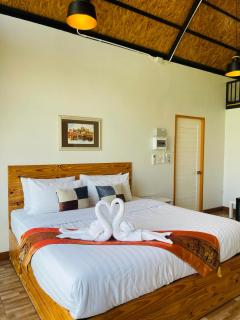 Whitehouse resort - - 9