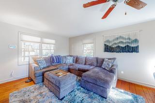 Brevard Bungalow - Brevard - 5