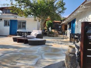 The Lake House - Migdal - 9