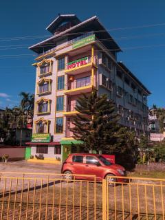 Green Wood Hotel - Siliguri - 6
