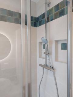 Chambre avec mezzanine dans une maison d'artiste - Rueil-Malmaison - 2