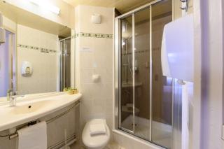 BRIT HOTEL Confort CAMBRAI - 6