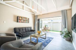 El Dorado Hotel and Self Catering - Oudtshoorn - 8