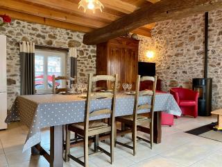 Gîte rénové au calme avec jardin, terrasse et accès à une plage aménagée - FR-1-306-1219 - Mésanger - 8