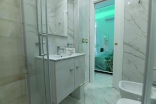 Regina House - Naples - 4