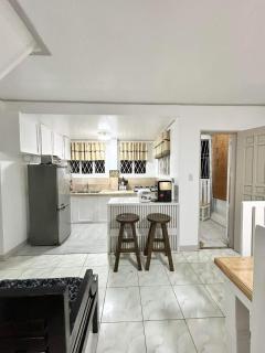 Joann Sophia transient unit 1 Marcos - 2