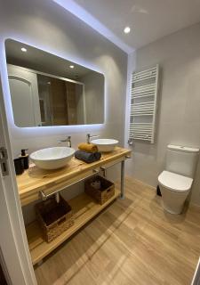 Alojamiento en pleno centro con WIFI y Aire Acondicionado - 3