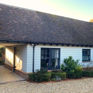 Secret Mersea Retreat - a stroll from the anchorage! - West Mersea - 8