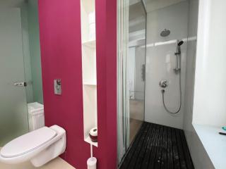 Konventna apartment in city heart, designed, spacious - Bratislava - 4
