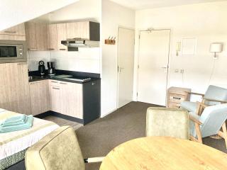 Nicolette Apartments - 5