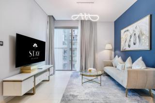 STAY BY LATINEM Luxury 1BR Holiday Home CVR A2403 near Burj Khalifa - 0