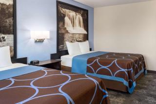 Super 8 by Wyndham Columbus Edinburgh - 2