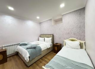 Yerevan Hotel - Yerevan - 4