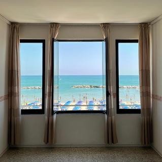 Hotel Bartolini - Bellaria-Igea Marina - 5