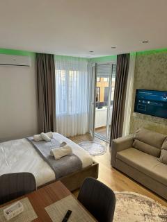 Luxury Apartment Tirana Center - 5