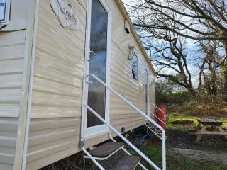 Family Holiday Home - Thorness Bay - WIFI - 8