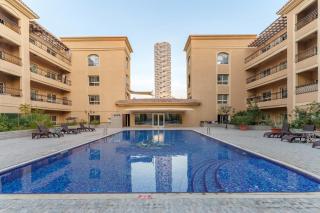 Elevated living in our unique loft apartment - JVC - Dubai - 6