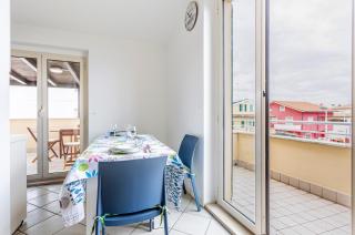 Casa di Oliver-Apt x4 with terrace and parking! - Fano - 4