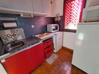 Studio cabine mezzanine cosy avec terrasse, 6 couchages, parking privé - Marseillan - FR-1-326-521 - Le Castellas - 7