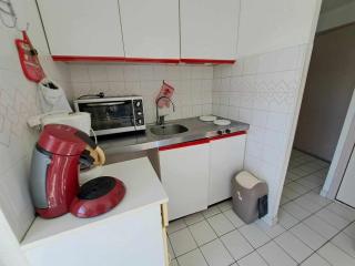 Studio cabine 4 personnes avec terrasse et parking à Marseillan-Plage - FR-1-326-388 - Le Castellas - 3