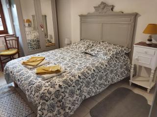 Gîte au calme avec verger, à proximité de randonnées et sites culturels - FR-1-586-9 - Le Châtelet - 3