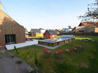 Maison familiale avec piscine chauffée, salle de jeux et grand jardin - 5 chambres, 15 couchages - FR-1-410-340 - 7