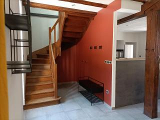 Gîte haut de gamme face à l'abbaye de Noirlac - 5 ch, 5 sdb, clim, terrasse privée - FR-1-586-26 - Bruère-Allichamps - 2