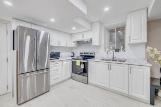 Hidden Gem: Spacious Basement - Milton - 0